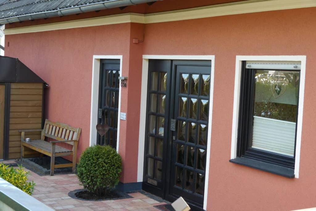 Ferienwohnung Haus Ruhrgebiet มึลไฮม์ อันแดร์ รัวร์ ภายนอก รูปภาพ