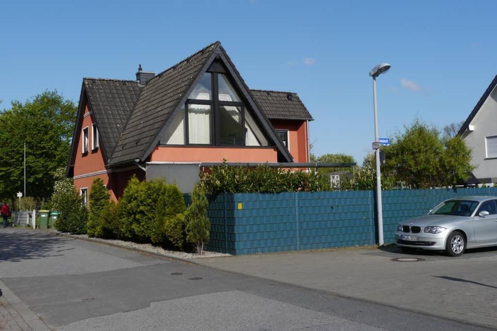 Ferienwohnung Haus Ruhrgebiet มึลไฮม์ อันแดร์ รัวร์ ภายนอก รูปภาพ